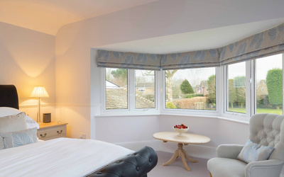 If you’re thinking about replacing your windows, you’ve probably asked yourself: how long do uPVC window frames last? uPVC has become one of the most popular choices for homeowners thanks to its durability, low maintenance, and energy efficiency. But like